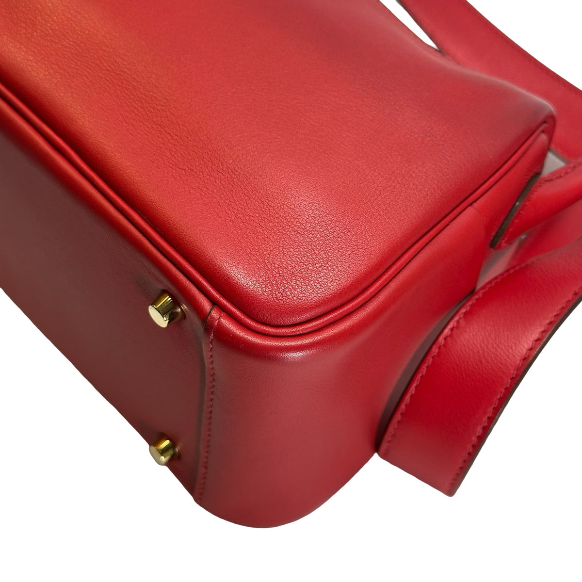 Used HERMES Swift Mini Lindy Handbag Red GHW
