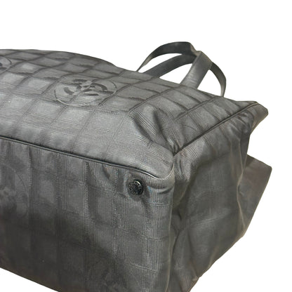 Used CHANEL Canvas Vintage Shoulder Black Shoulder Bag Black