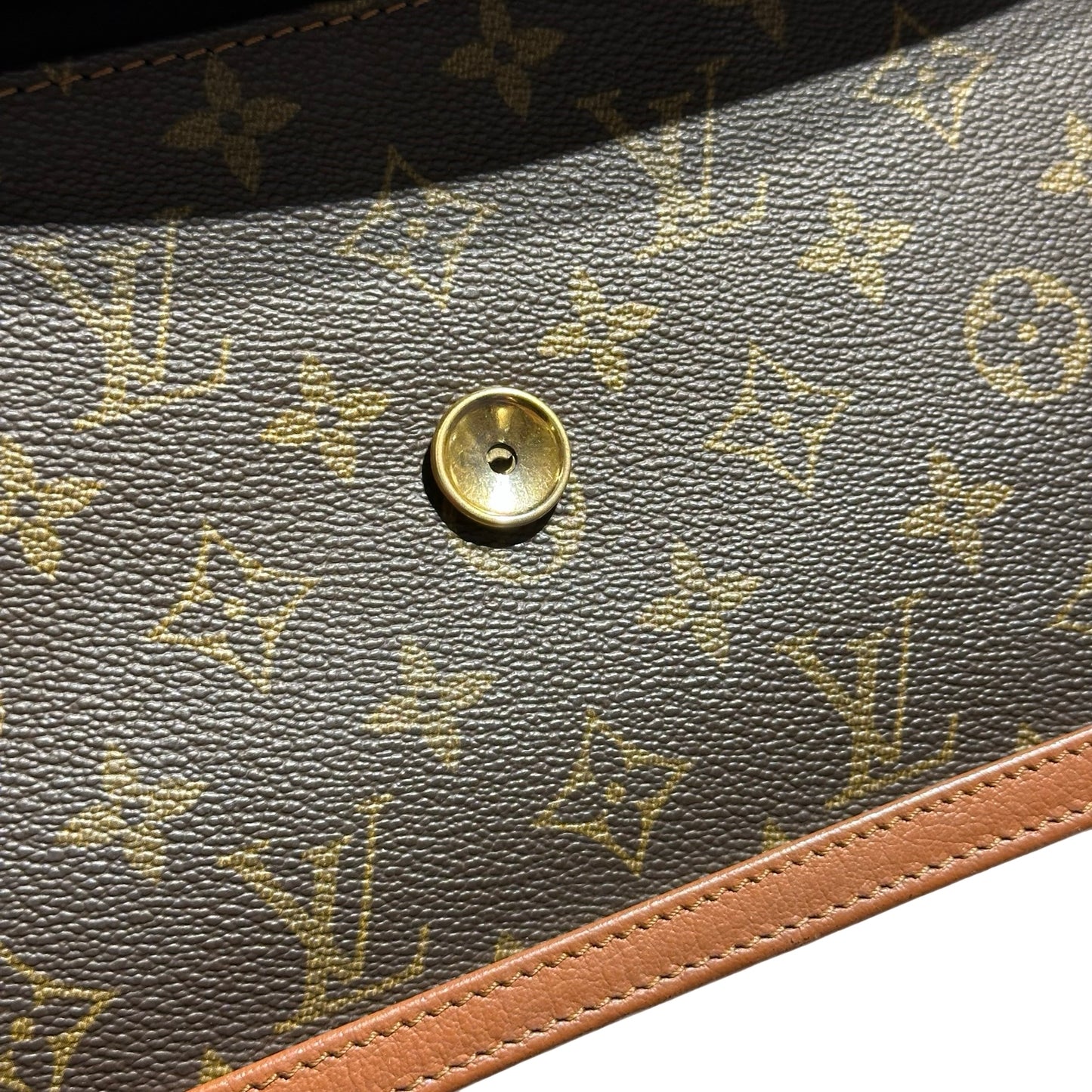 LV POCHETTE DAME GM POUCH [3000145]