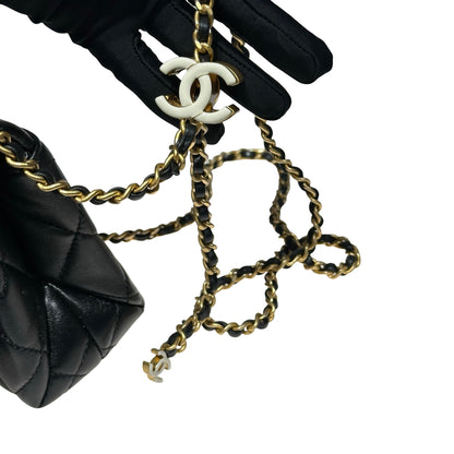 CHANEL 24 A SMALL FLAP BAG [3000764]