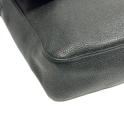 Used FENDI Calfskin Leather Baguette messenger Messenger Bag PHW Black