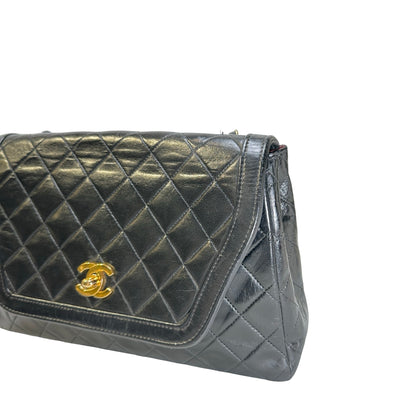 Used CHANEL Quilted Quilted Classic Flap Bag Shoulder Bag Black Gold
