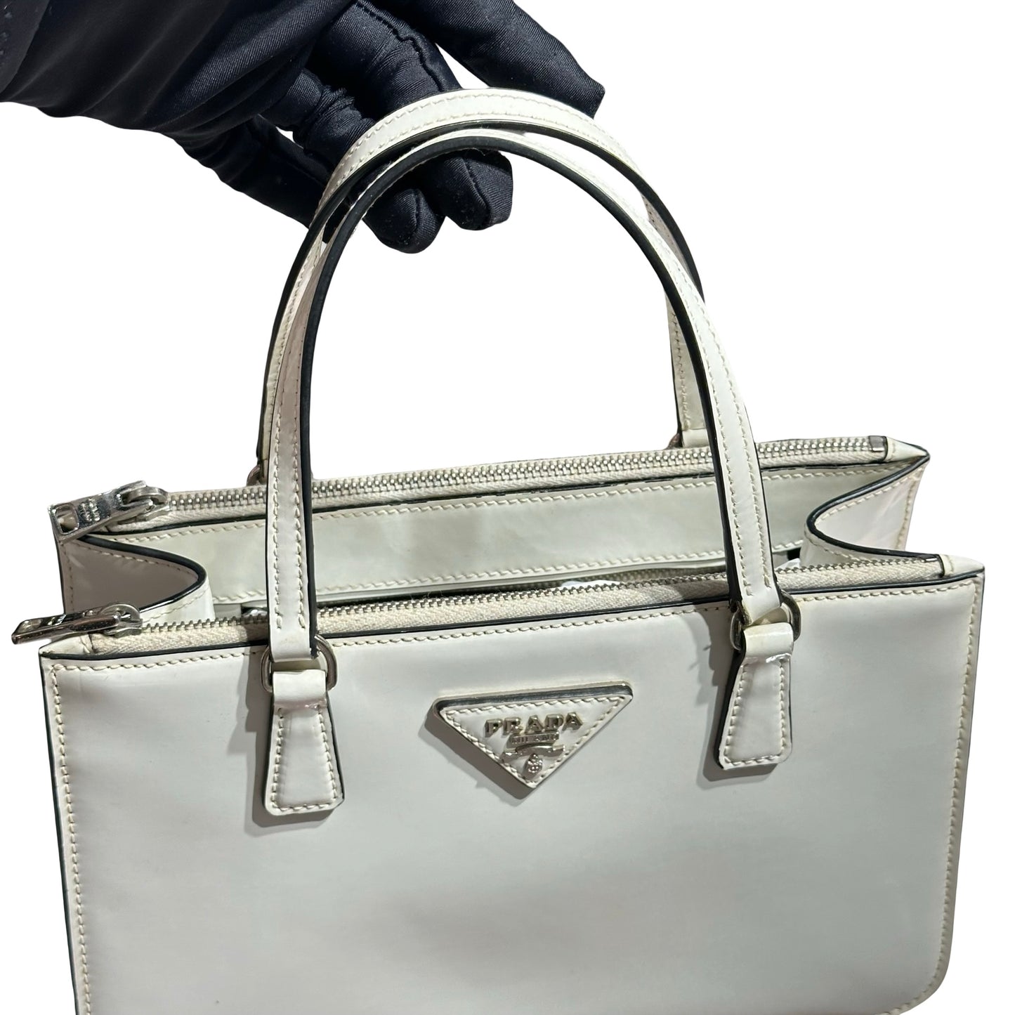 PRADA HAND BAG [3000132]