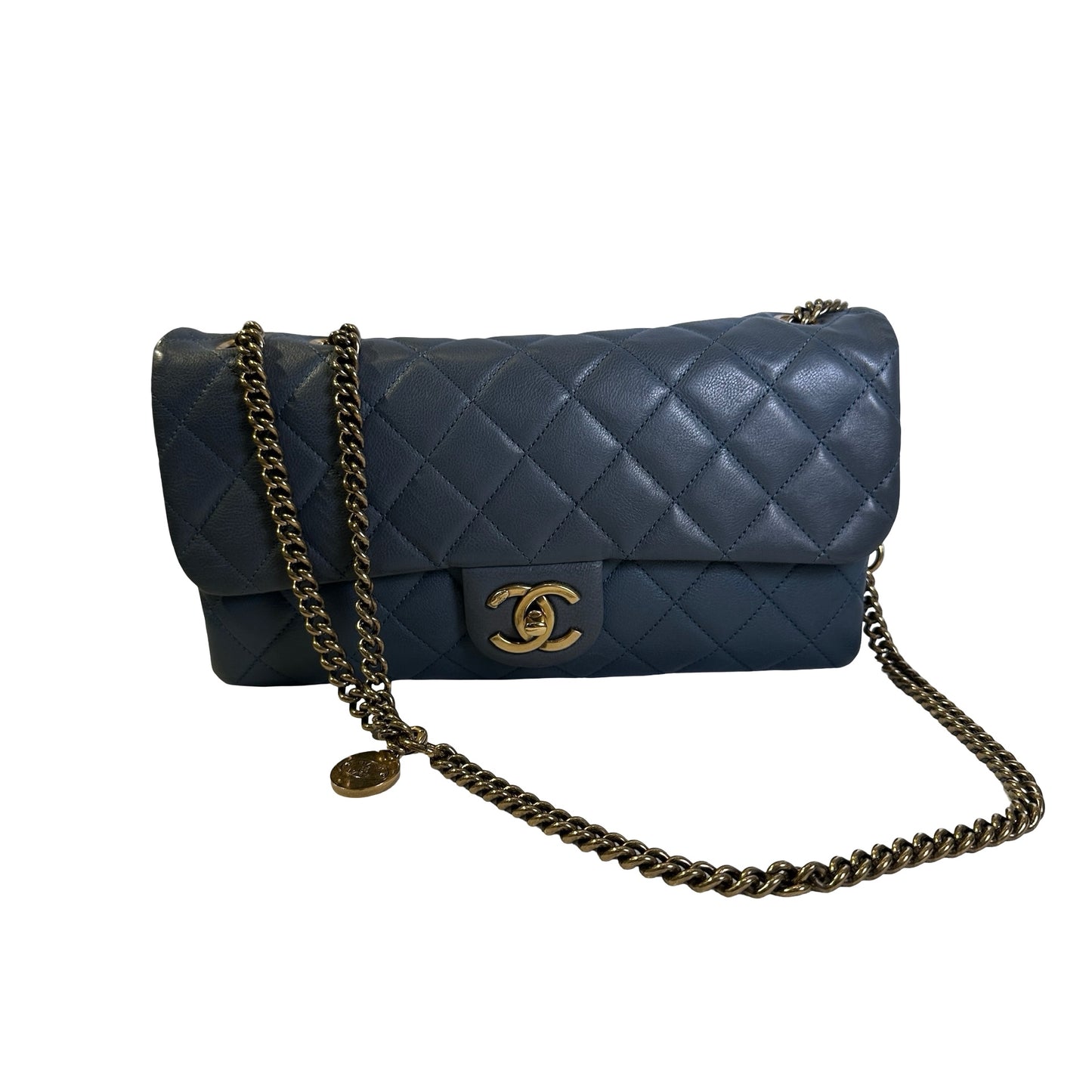 Used CHANEL Quilted Caviar Classic Flap Chain Shoulder Bag Grey Gold