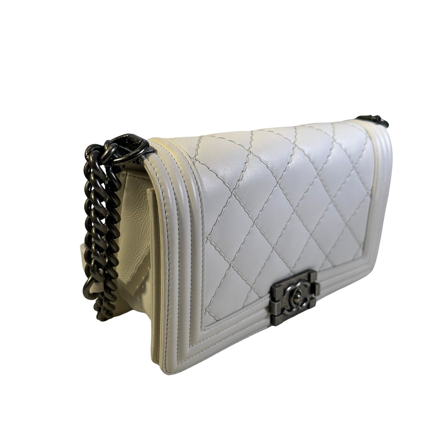 Used CHANEL Quilted Calfskin Boy Chain Shoulder Bag White