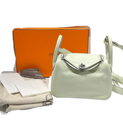 Unused HERMÈS Calfskin Leather Mini Lindy swift Shoulder Bag PHW Mint green