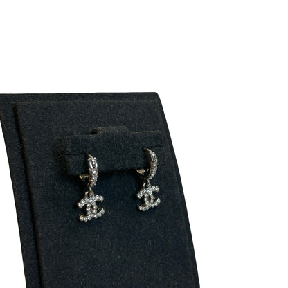 Used CHANEL Silver-tone metal Rhinestones CC Drop Earrings Earrings Silver