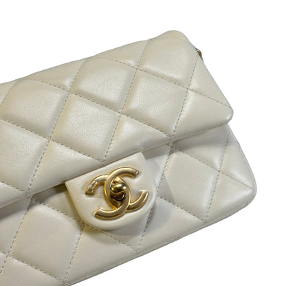 Used CHANEL Lambskin Mini Flap Bag With pearl Mini Bag White
