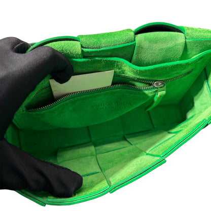 Used Bottega Veneta Calfskin Leather Cassette Shoulder Bag Black Green