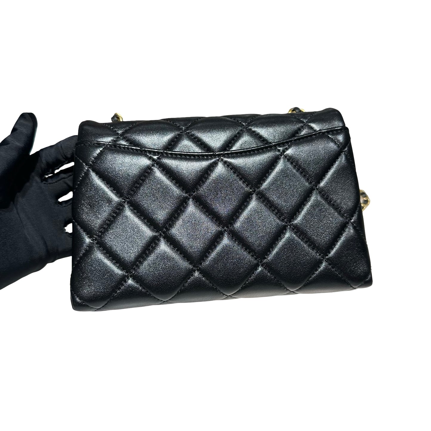 CHANEL 24 A SMALL FLAP BAG [3000764]
