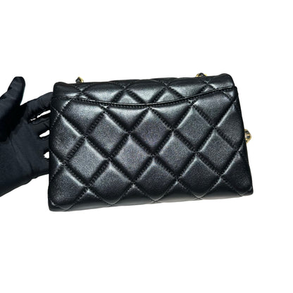 CHANEL 24 A SMALL FLAP BAG [3000764]