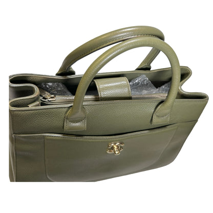 Used CHANEL Calfskin Leather Tote Bag Green
