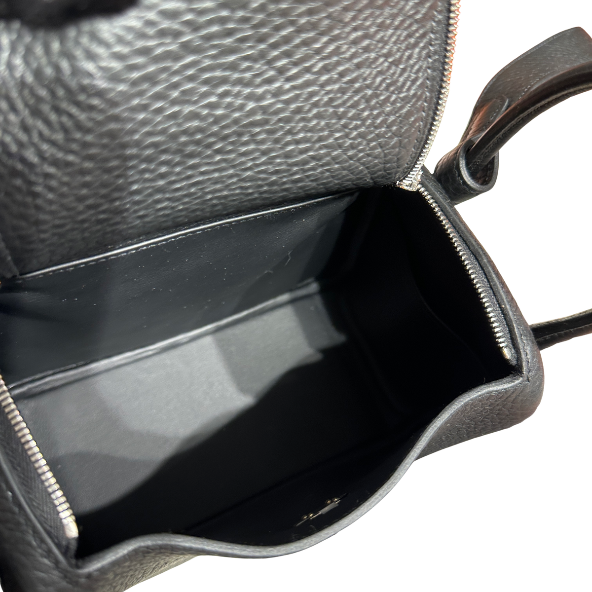 Brand New HERMES Taurillon Clemence Lindy Handbag Noir