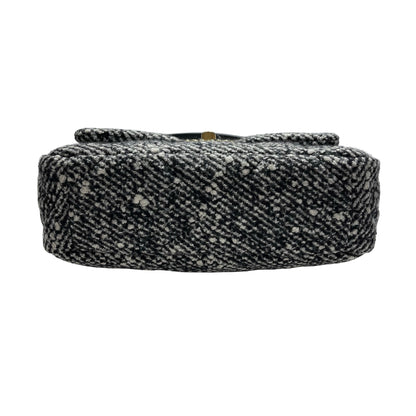 Used CHANEL Tweed Chanel 19 Handbag Black White