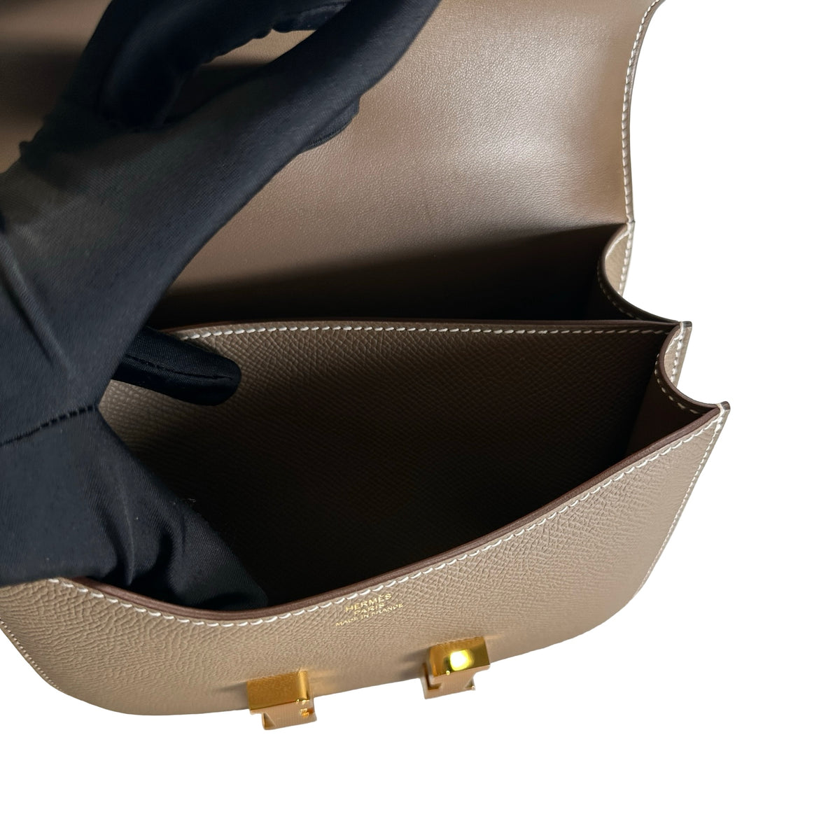 Brand New HERMES Epsom Leather Constance Shoulder Bag Etoupe