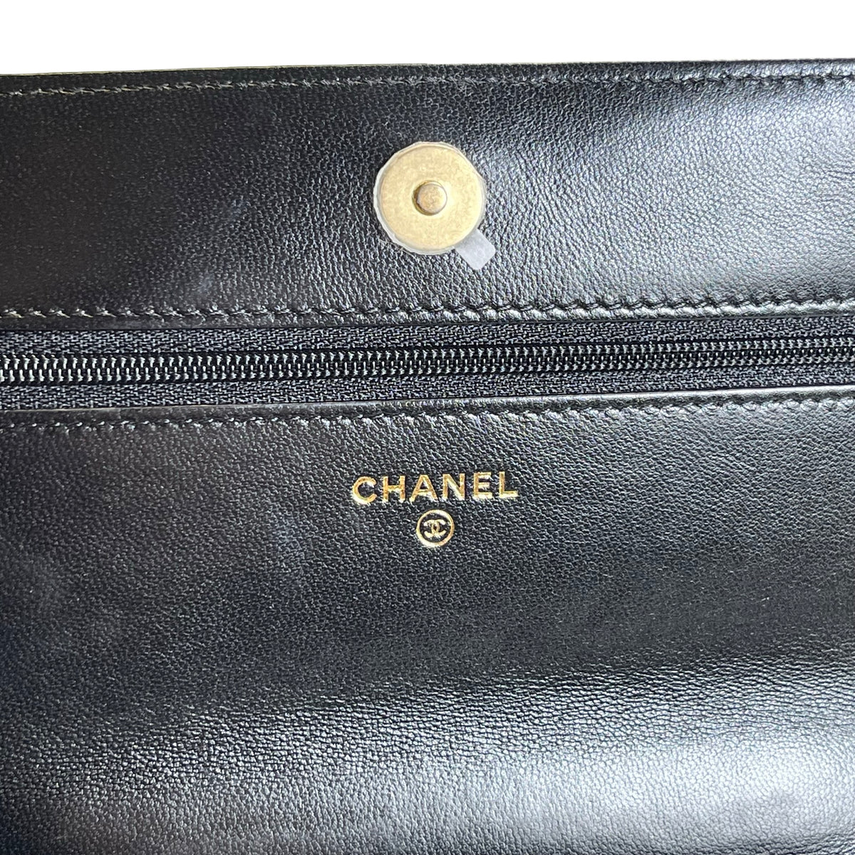 Used CHANEL Matelasse Quilted Lambskin Wallet On Chain Wallet on chain Black Gold
