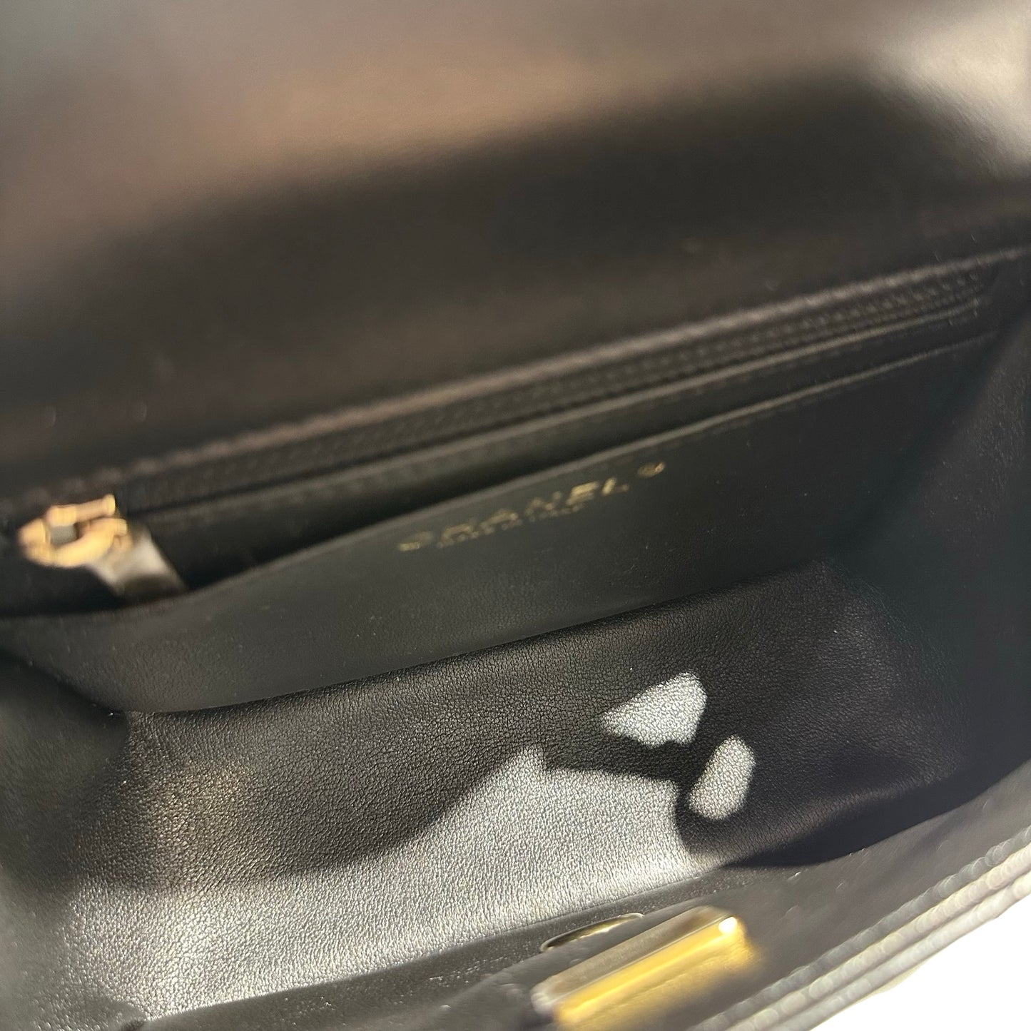 CHANEL MINI SQUARE 17 [3000224]