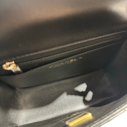 CHANEL MINI SQUARE 17 [3000224]