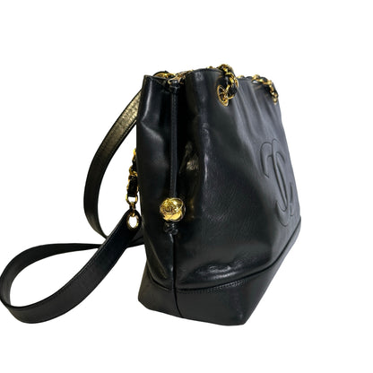 Used CHANEL solid vintage CC logo shoulder bag Shoulder Bag black
