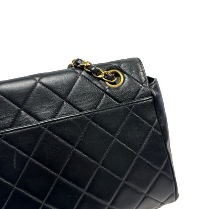 Used CHANEL Quilted Vintage shoulder bag Chain Shoulder Bag Black Gold hardware