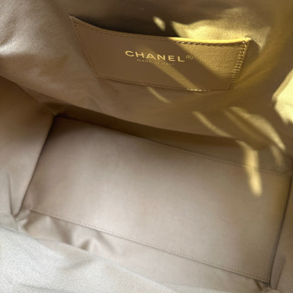 CHANEL Quilted Caviar Quilted Bucket Bag Bucket Bag Beige Gold