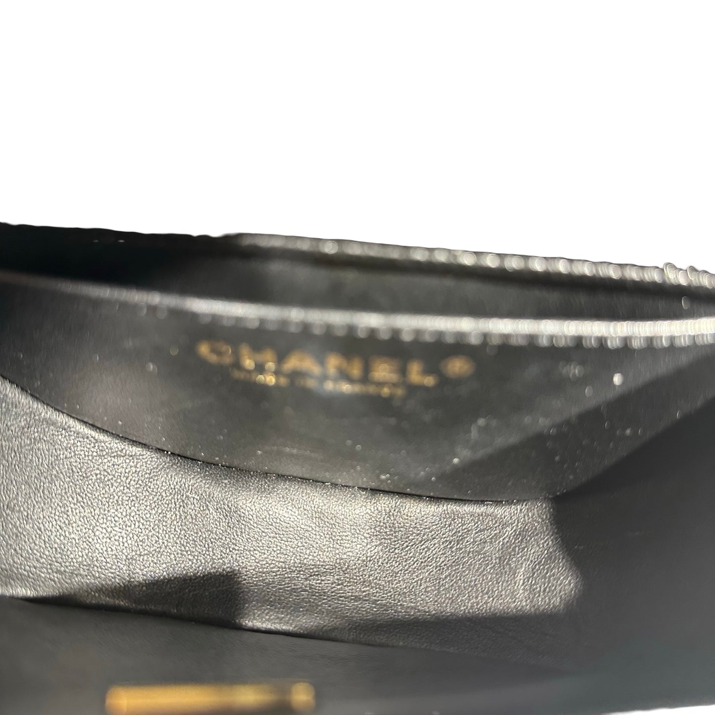 CHANEL HALF MOON BOY [3001135]