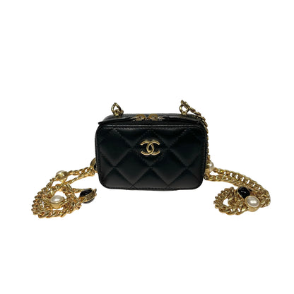 CHANEL SMALL POUCH WITH CHAIN [3000649]
