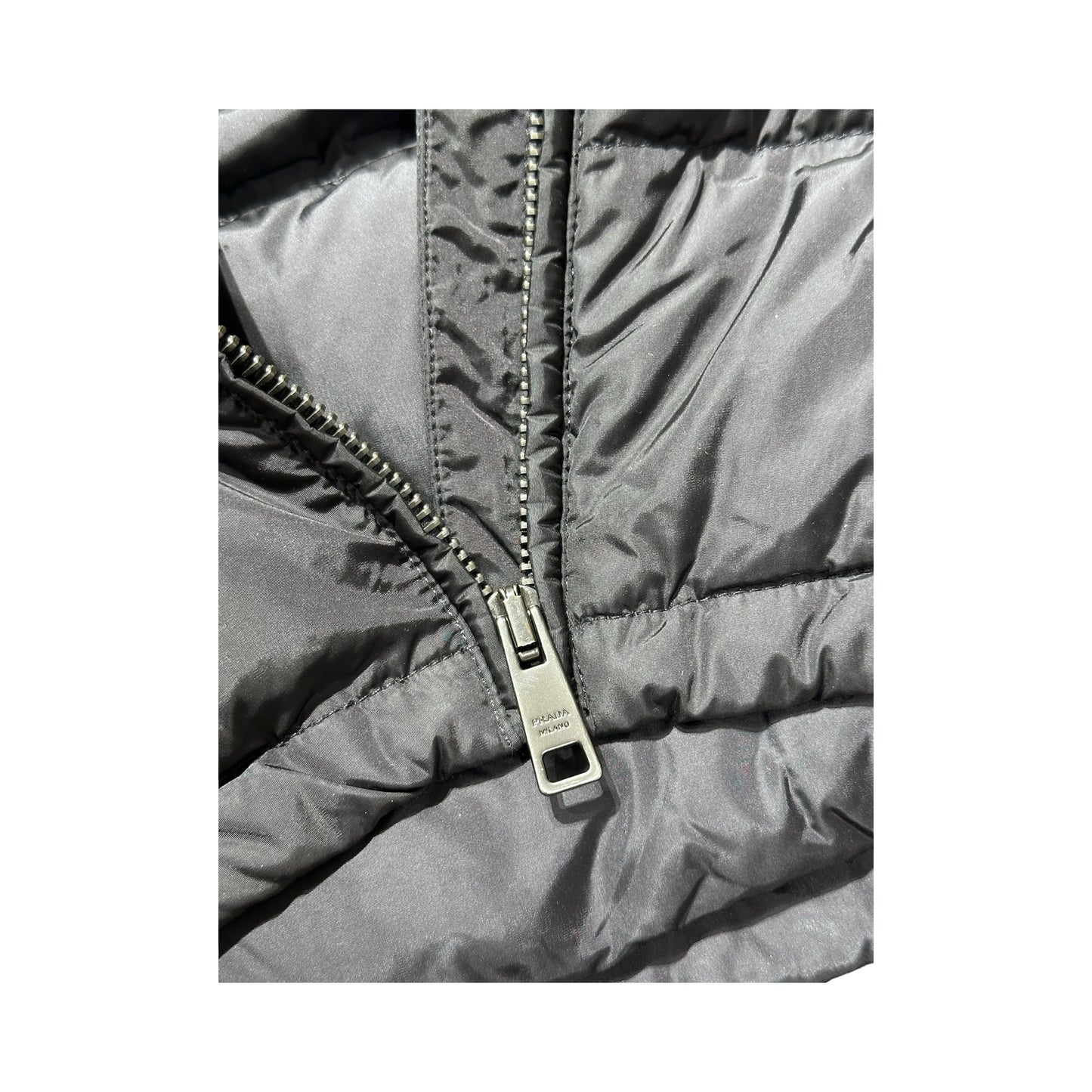 PRADA BLACK DOWN JACKET [20000267]