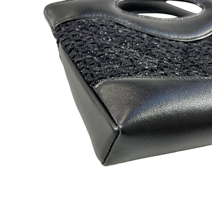 New CHANEL Cross Body Bag Black GHW
