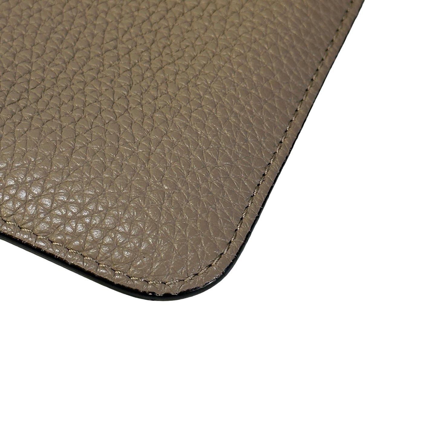 Used FENDI Leather Embroidery Banana Pouch Pouch Taupe Yellow Green PHW