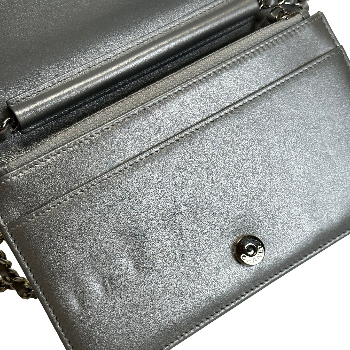 Used CHANEL Camellia Leather woc Wallet on chain Silver，Phw