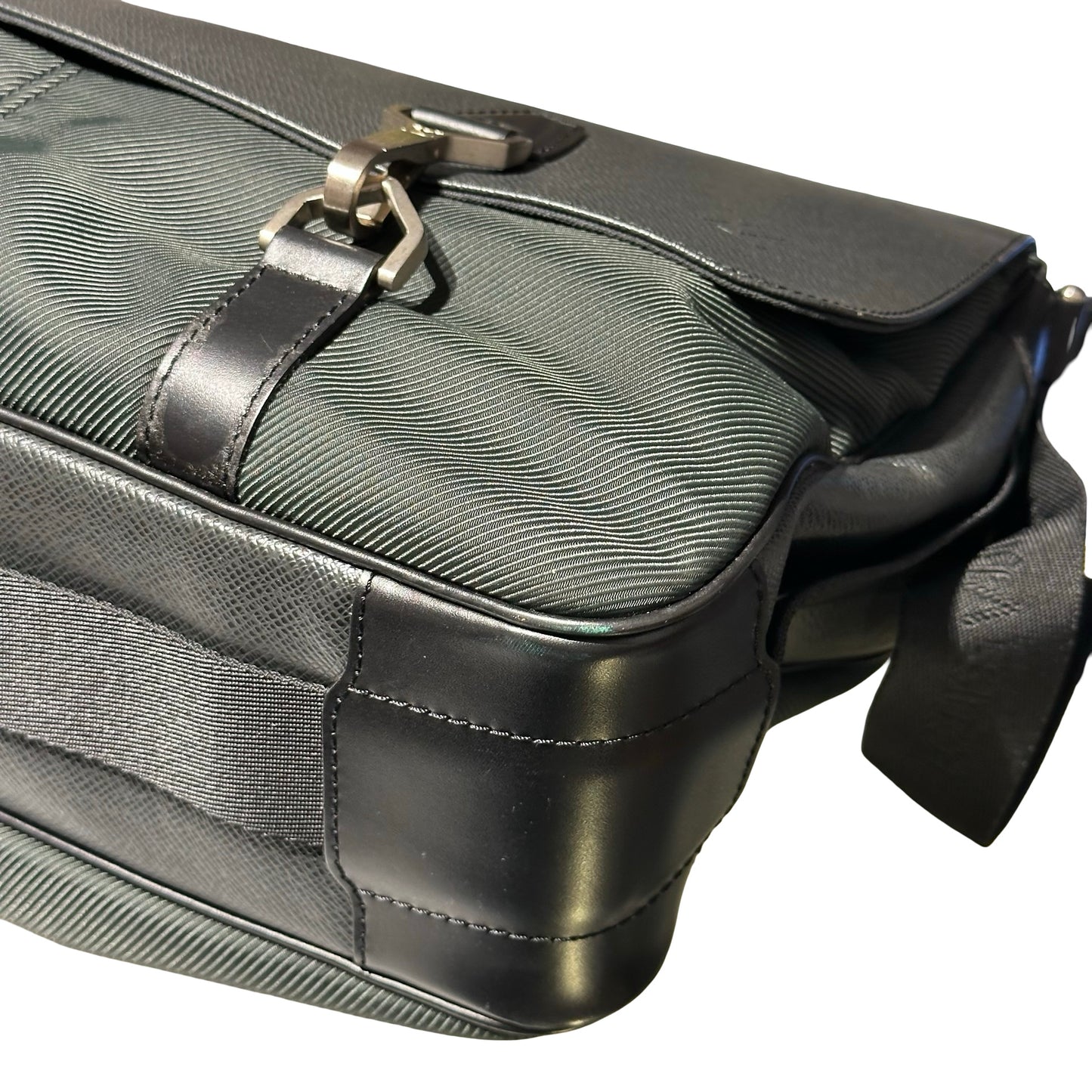 Used LOUIS VUITTON Cross Body Cross Body Bag Black Green PHW