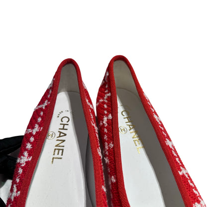 Used CHANEL Shoes Red