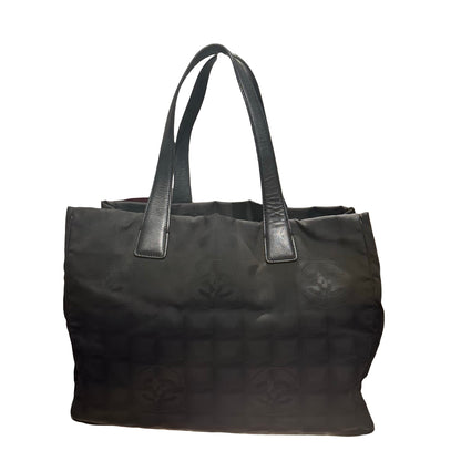Used CHANEL Canvas Vintage Shoulder Black Shoulder Bag Black