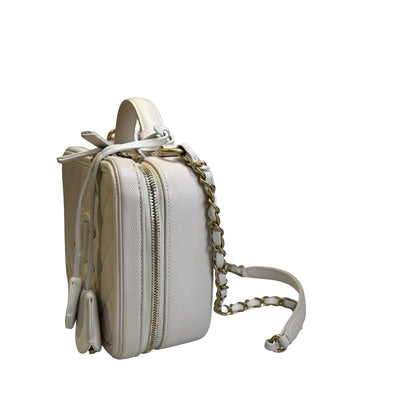Used CHANEL Quilted Caviar Vanity Case Vanity case White