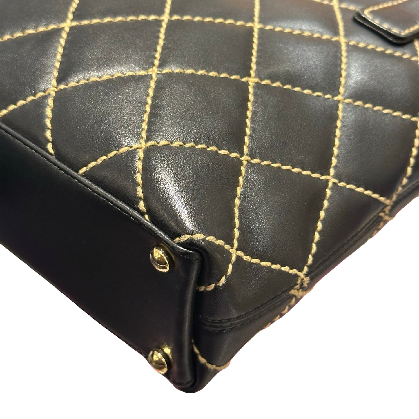 Used CHANEL Lambskin Leather Vintage Black GHW Handbag Black