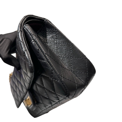 CHANEL Chain Shoulder Bag