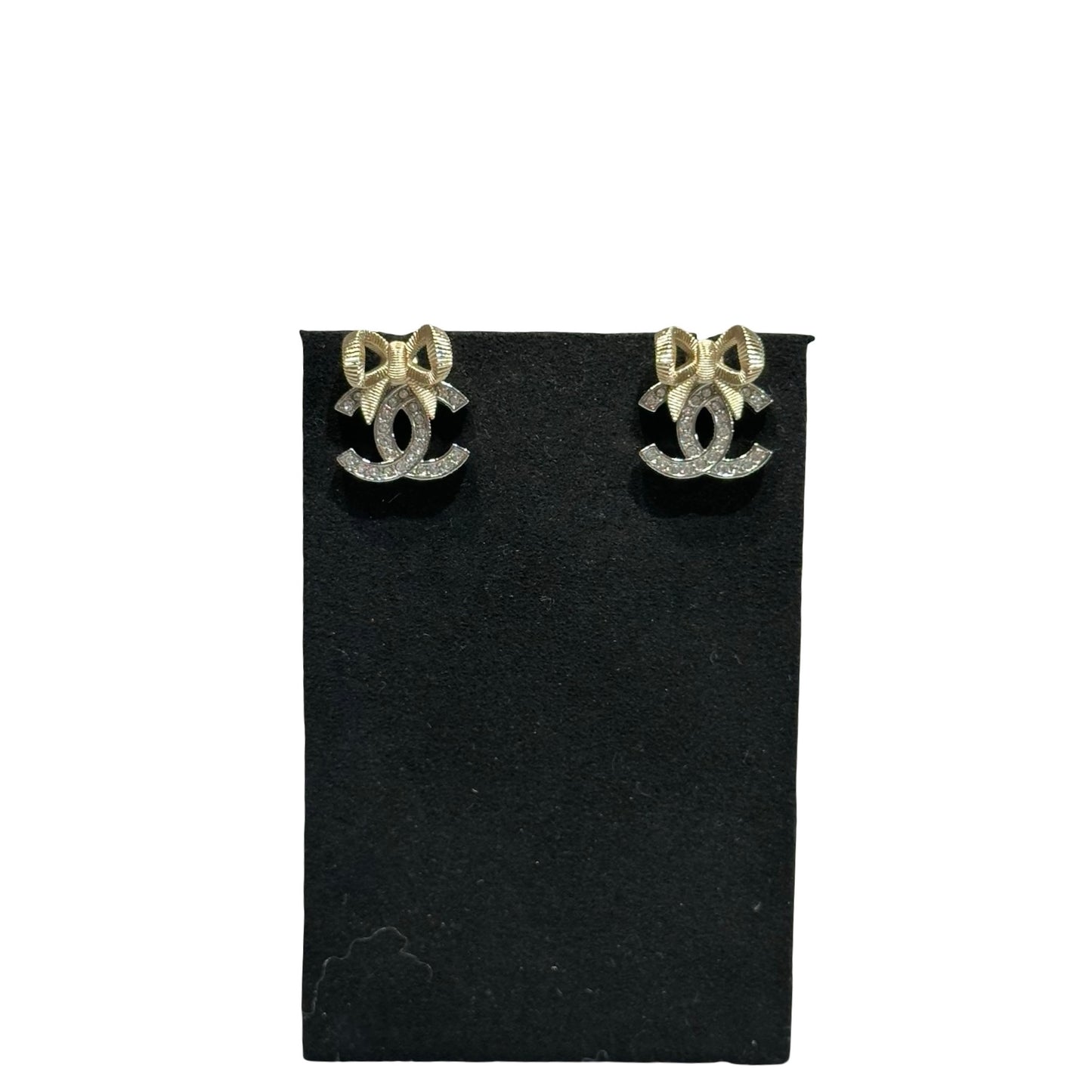 Unused CHANEL Earrings Gold