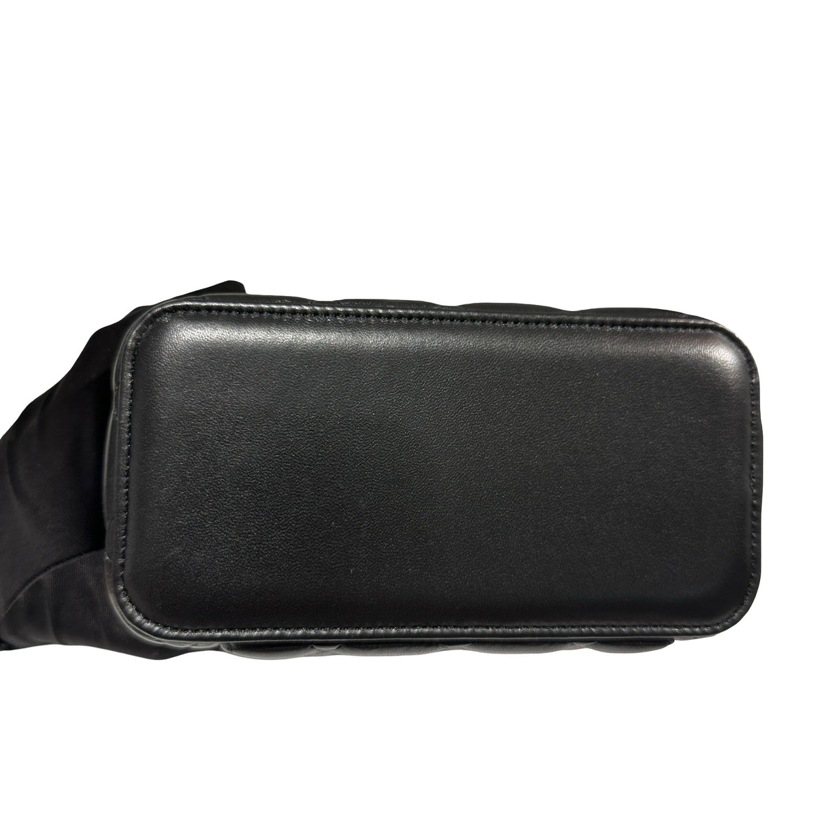 Used CHANEL Matelassé Lambskin Vanity Case Vanity case Black Gold