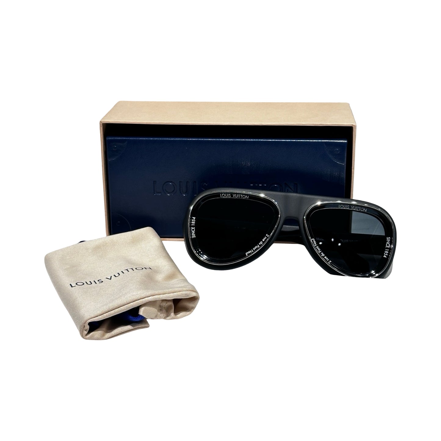 LV SUNGLASSES ［3000068］