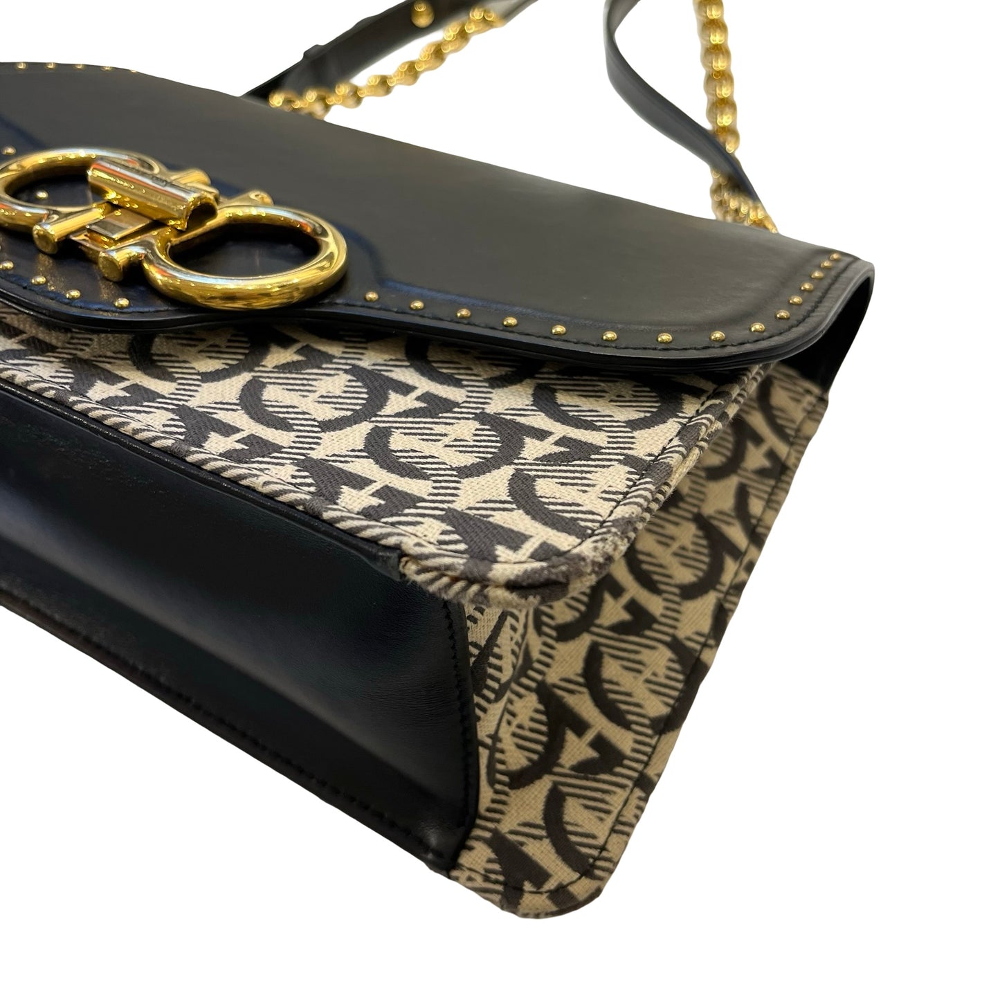 Used FERRAGAMO Chain Shoulder Shoulder Bag Black GHW Beige