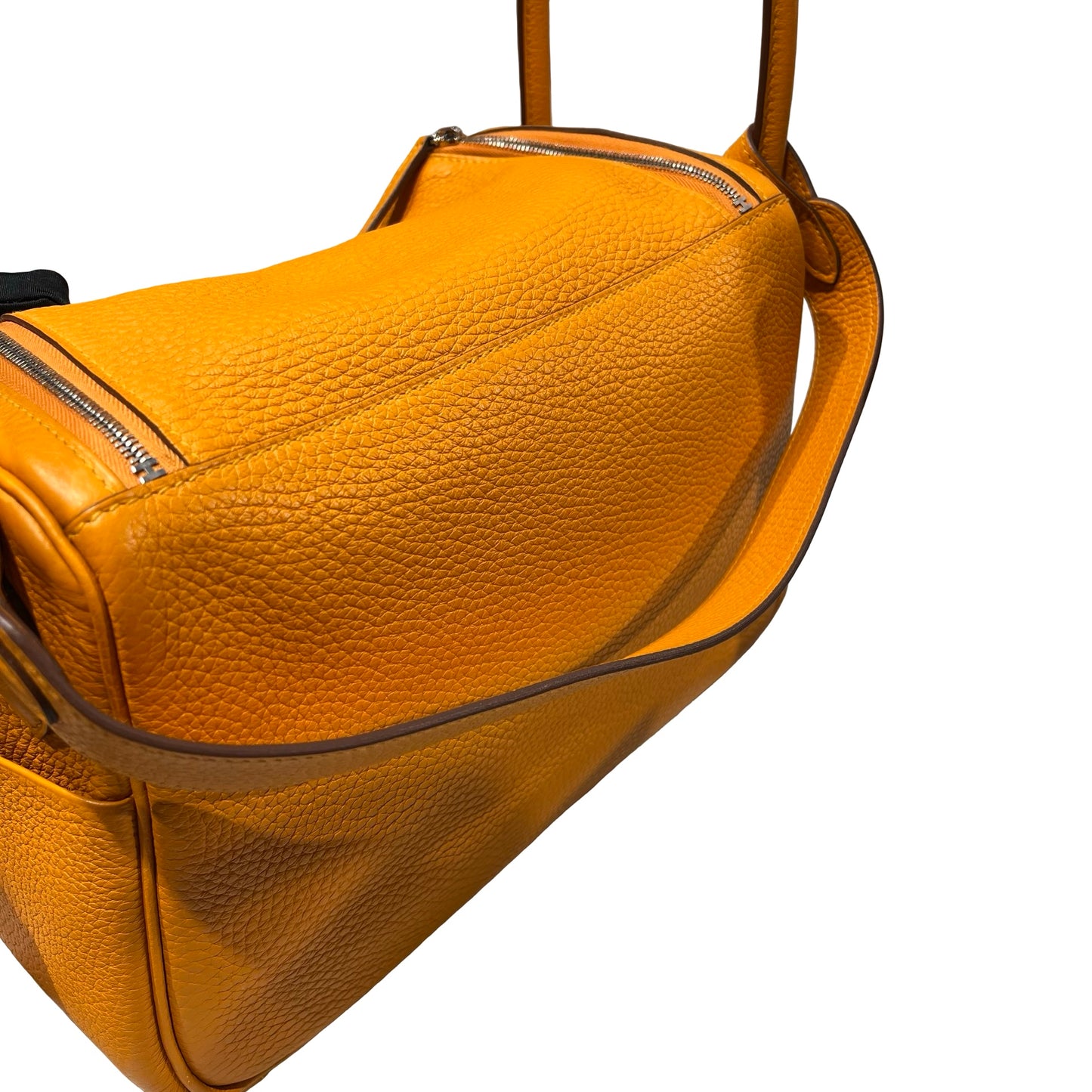 Used HERMÈS Clemence leather Lindy 26 Cross Body Bag PHW Orange (93)