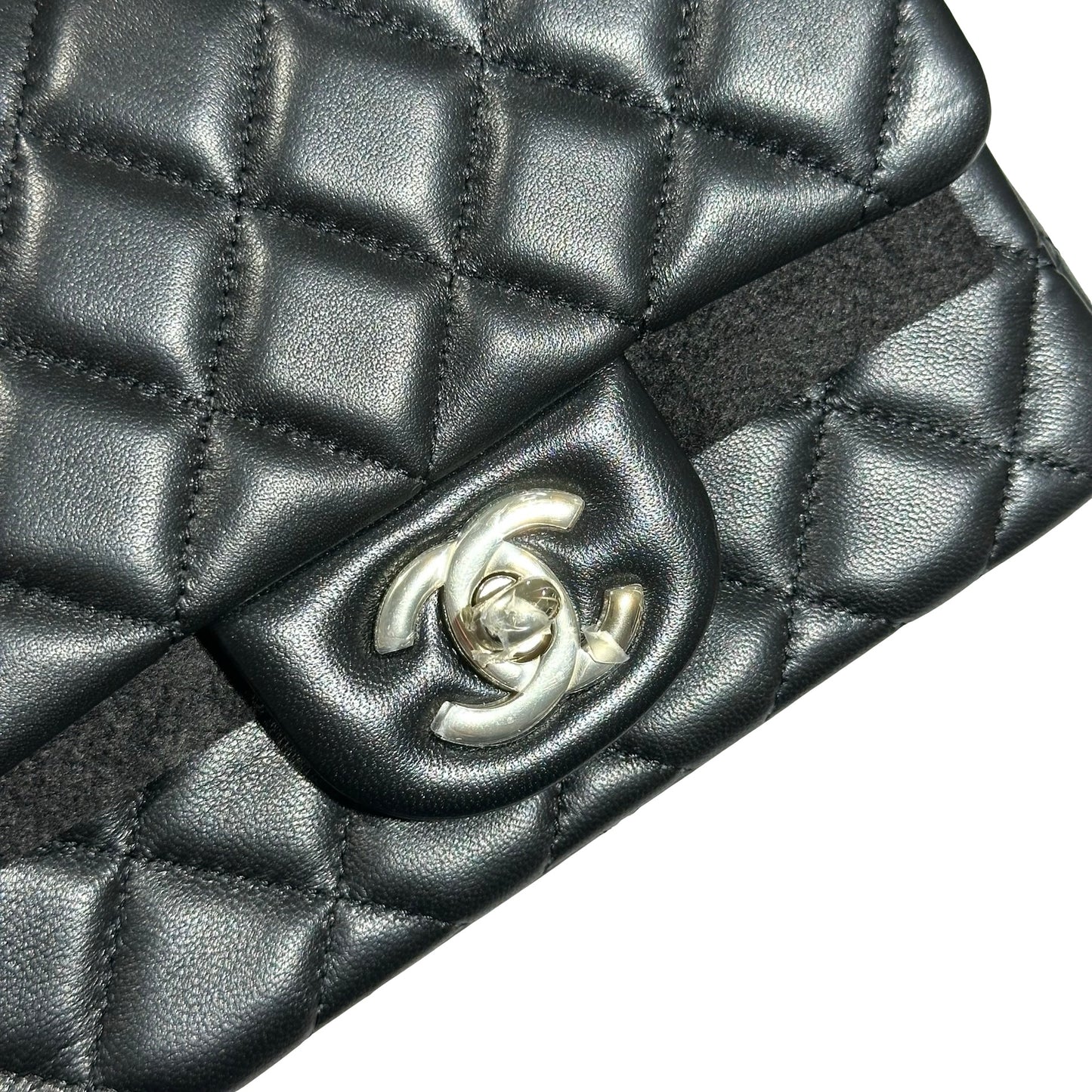 New Chanel Lambskin Leather Mini flap 17cm Cross Body Bag Black GHW