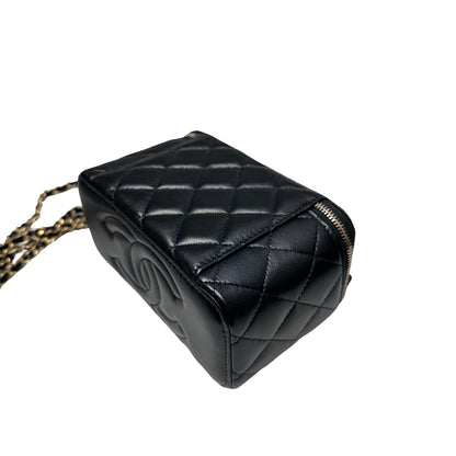 Unused CHANEL Chanel Vanity Case Chain Shoulder Bag Black GHW
