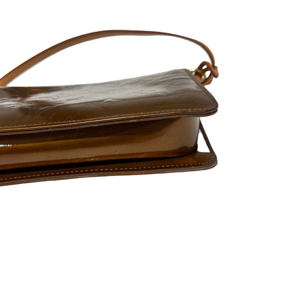 Patent leather Pochette vintage Hand bag [101268]