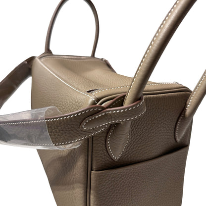 New HERMÈS Clemence leather Lindy 26 Shoulder Bag Etoupe PHW