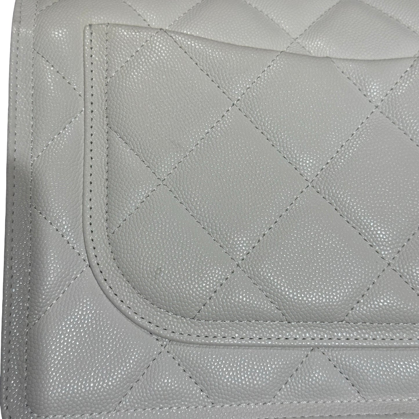 Used CHANEL Flat bag White GHW
