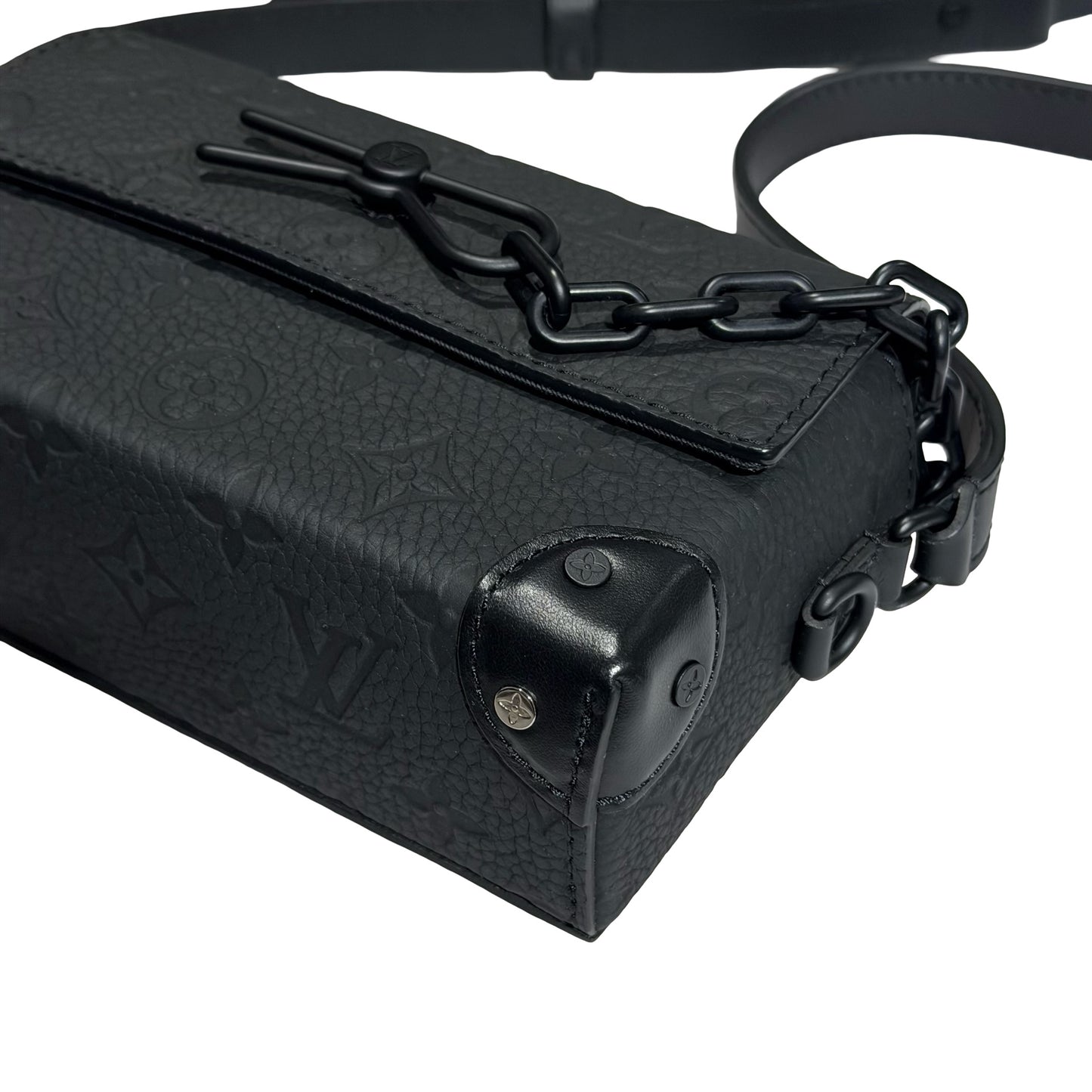 Used LOUIS VUITTON Taurillon Leather Steamer Wearable Wallet Cross Body Bag Black