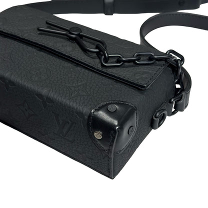 Used LOUIS VUITTON Taurillon Leather Steamer Wearable Wallet Cross Body Bag Black