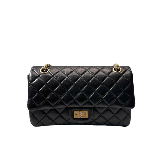CHANEL Chain Shoulder Bag